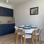 Apartment Water Sun & Water Debina